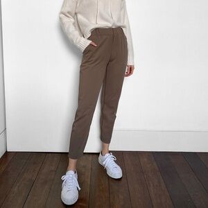 Group by Babaton weekender pant